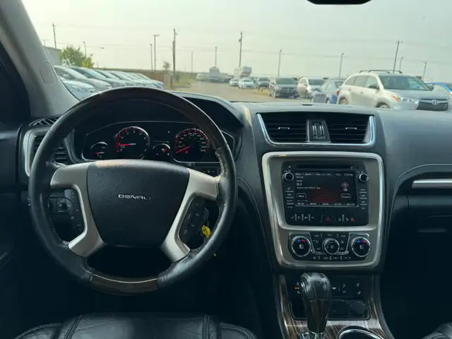2015 GMC Acadia Denali AWD V6 : No Reported Accident, Very Well - Photo 8