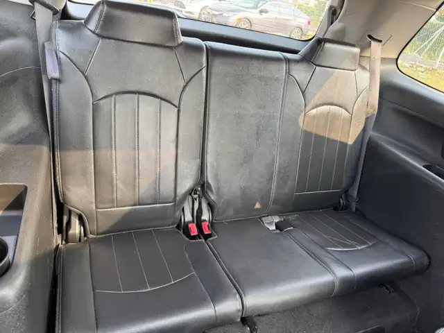 2015 GMC Acadia Denali AWD V6 : No Reported Accident, Very Well - Photo 12