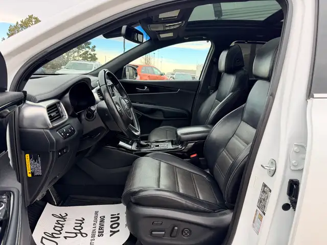 2017 Kia Sorento SX 3.3L AWD - Photo 2