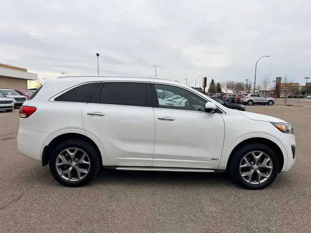 2017 Kia Sorento SX 3.3L AWD - Photo 7