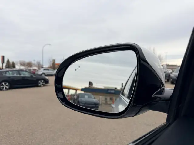 2017 Kia Sorento SX 3.3L AWD - Photo 25