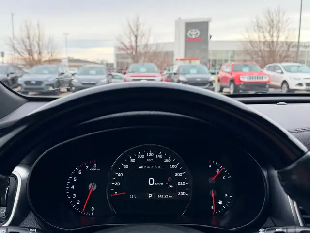 2017 Kia Sorento SX 3.3L AWD - Photo 26