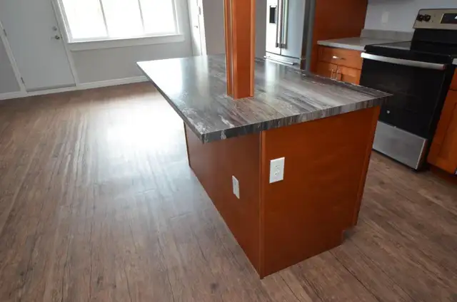 RENOED 2-BED w Balcony Avail Apr - 315 Glendale - Photo 8