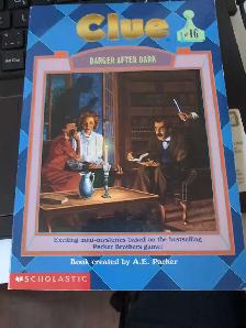 8 clue books by A.E. Parker - Photo 2