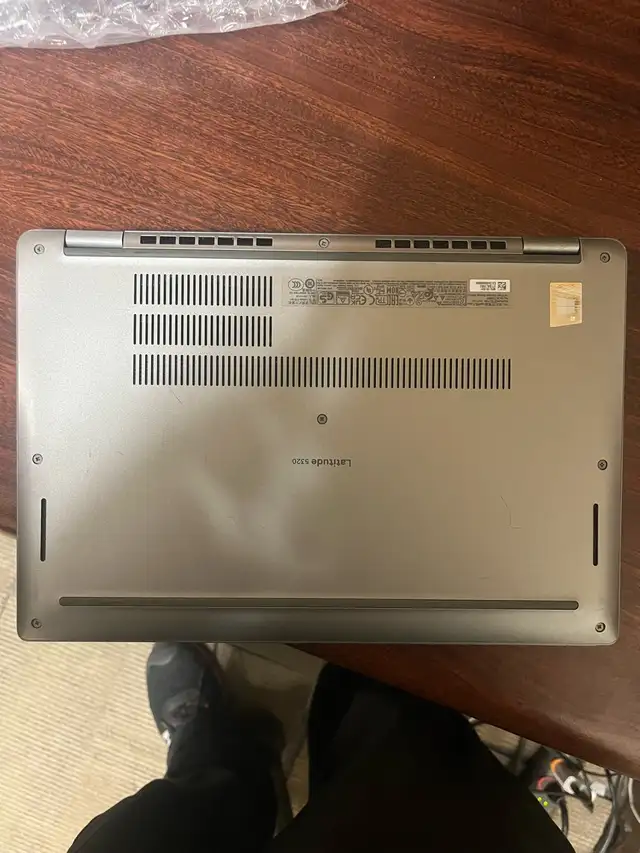 Dell Latitude 5420 Touch Laptop - Photo 2