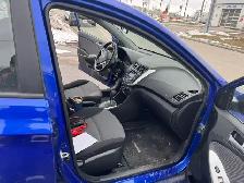 2012 Hyundai Accent GL - Photo 10