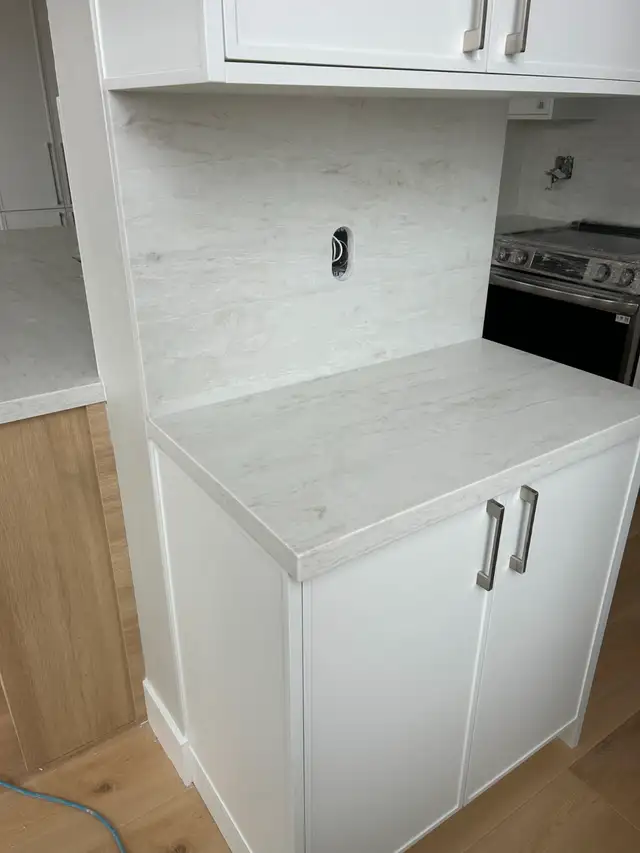 Quartz Countertop - Photo 3