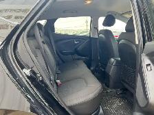 2015 Hyundai Tucson GL AWD - No Reported Accidents - Photo 10