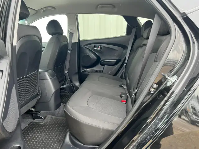 2015 Hyundai Tucson GL AWD - No Reported Accidents - Photo 15