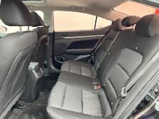 2018 Hyundai Elantra GL SE AUTO-SUNROOF-CAMERA-HEATED SEATS-104K - Photo 17