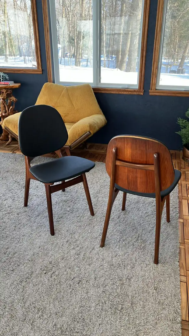 Mid century modern. TEAK TECK. Chaises Arne Hovmand Olsen chairs