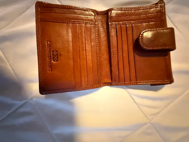 Woman’s Leather Wallet and Waterproof Card or License Holder - Photo 4