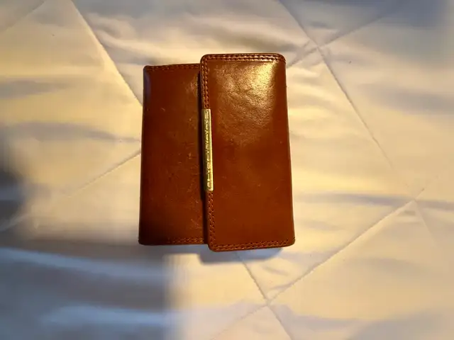 Woman’s Leather Wallet and Waterproof Card or License Holder - Photo 7