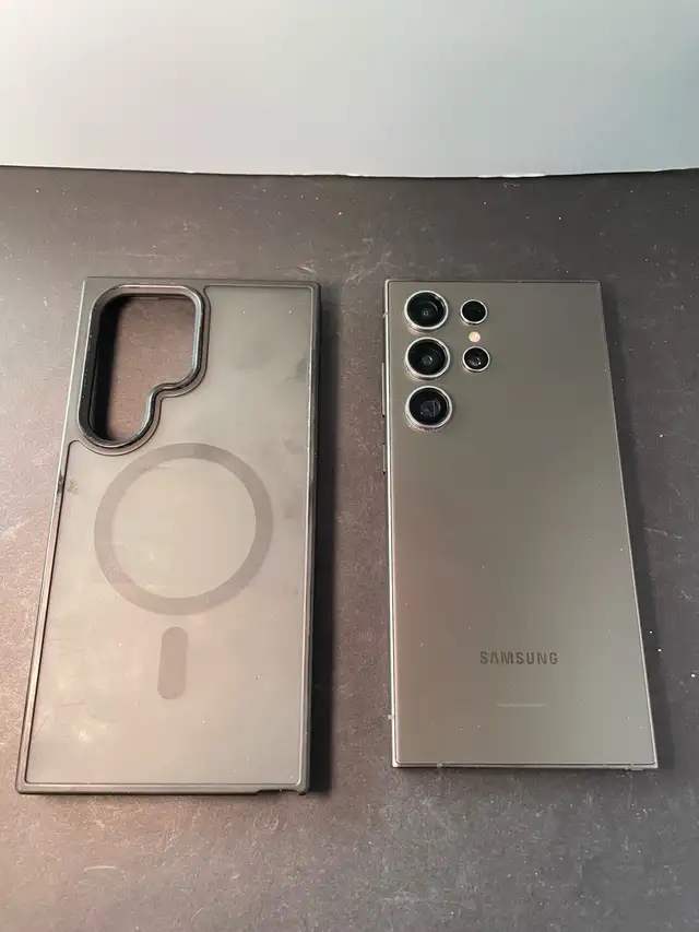 SAMSUNG S24 ULTRA 256GB W/CHARGER - Photo 2