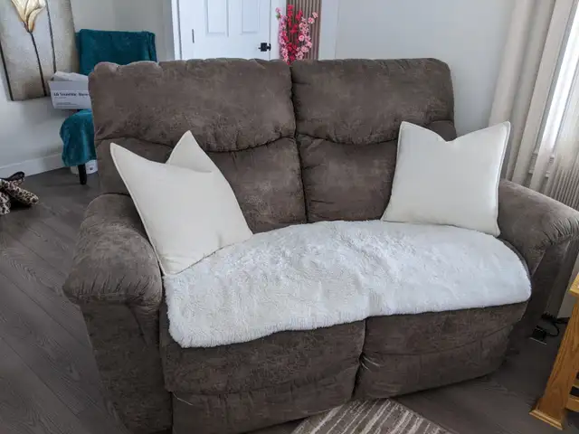 RECLINING SOFA AND LOVESEAT - Photo 2
