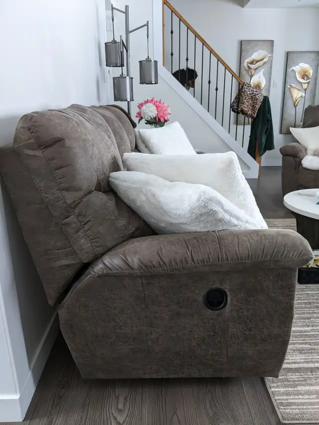 RECLINING SOFA AND LOVESEAT - Photo 4
