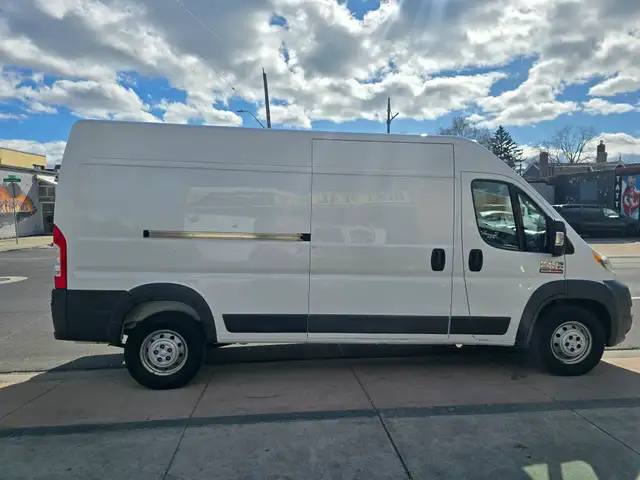 2018 Ram ProMaster Cargo Van - Photo 8