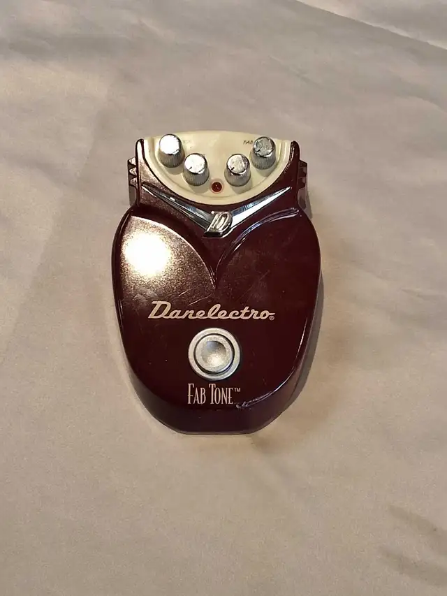 Danelectro Fab Tone DD-1 Distortion Guitar Pedal