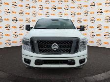 2018 Nissan Titan 4x4 Nav B.cam H.seat 1yr warranty - Photo 2