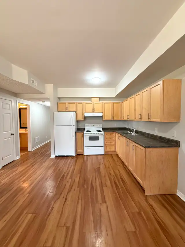 Luxury 2-Bedroom Rental in Simcoe | Spacious Open-Concept Living - Photo 3