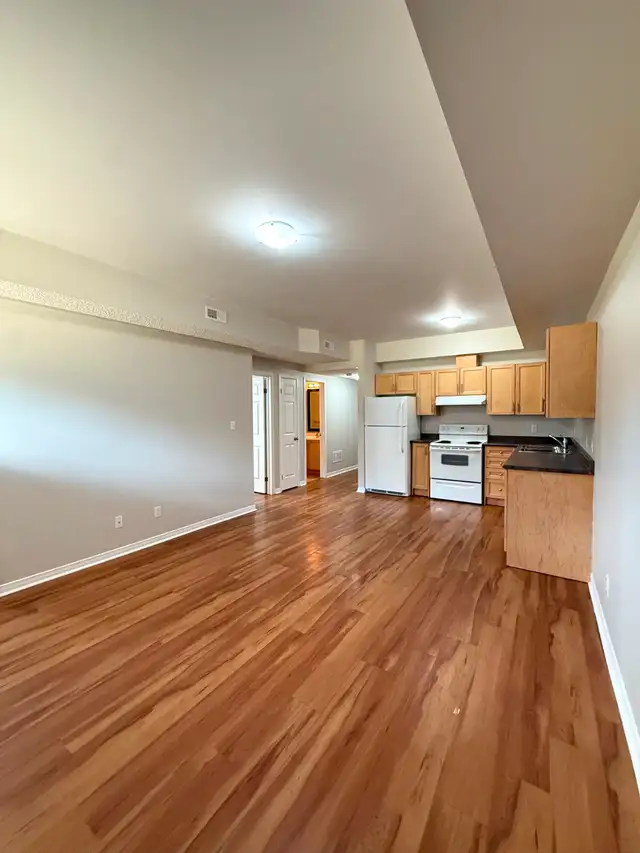 Luxury 2-Bedroom Rental in Simcoe | Spacious Open-Concept Living - Photo 8