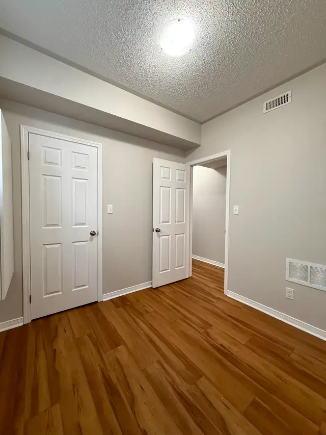 Luxury 2-Bedroom Rental in Simcoe | Spacious Open-Concept Living - Photo 18