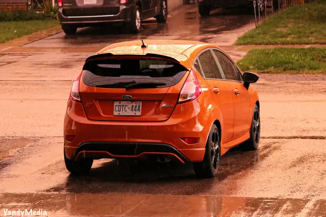 Ford fiesta ST - Photo 5