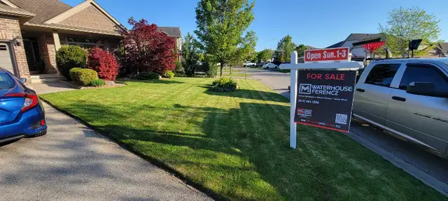 St. Thomas Lawn Care – Reliable Weekly Service Starting at $40 - Photo 7