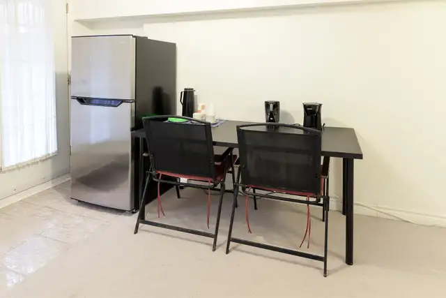 2 Single Bedrooms for Rent in W/O Basement in Markham - Shared - Photo 6