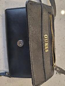 Small Guess women's purse - Photo 2