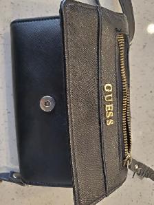 Small Guess women's purse - Photo 3