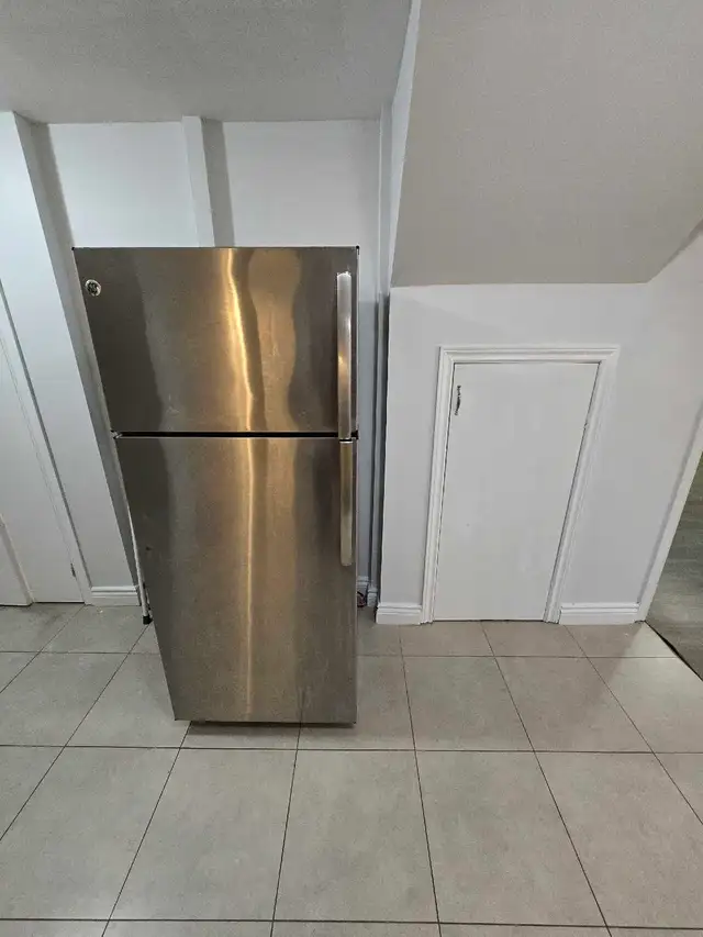 2-bedroom bright spacious basement apartment Markham - Photo 6