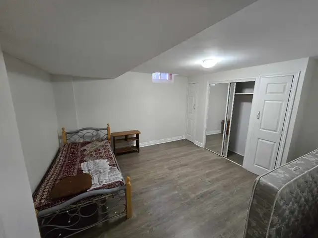 2-bedroom bright spacious basement apartment Markham - Photo 9