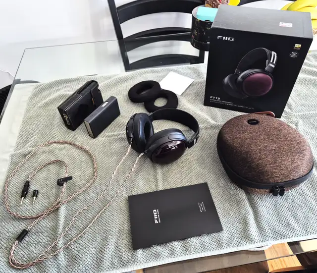 FiiO M-21 DAP & FT13 Dynamic Closed Headphone Combo - Like New - Photo 3