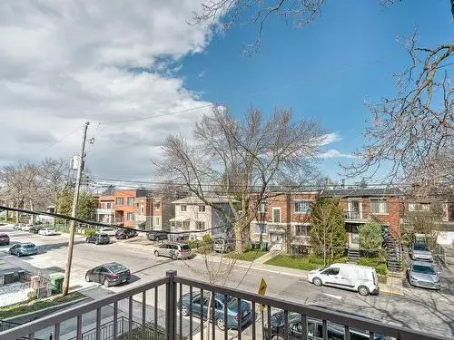 Large 4 1/2 Apt near Angrignon with private entrance for Rent - Photo 8