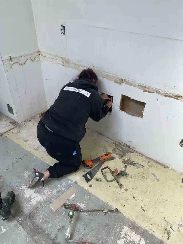 LOOKING 4 GENERAL LABOUR - Photo 2