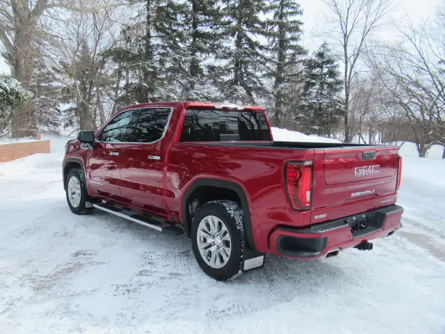2023 GMC Sierra 1500 Denali 4WD - Photo 3