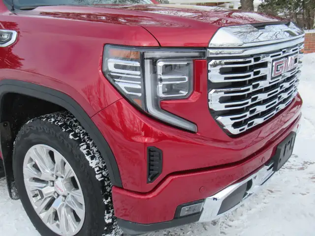 2023 GMC Sierra 1500 Denali 4WD - Photo 10