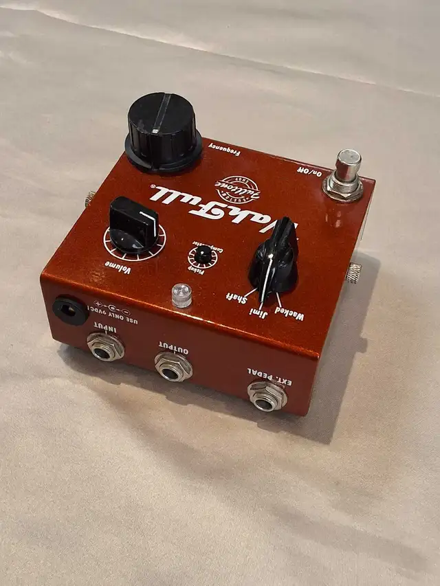 Fulltone WahFull EQ Amp Sim Expression Guitar Pedal - Photo 2