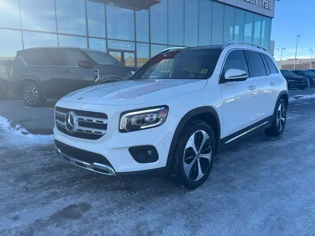 2022 Mercedes-Benz GLB GLB 250 4MATIC • Low KM • Park Assist • P - Photo 2