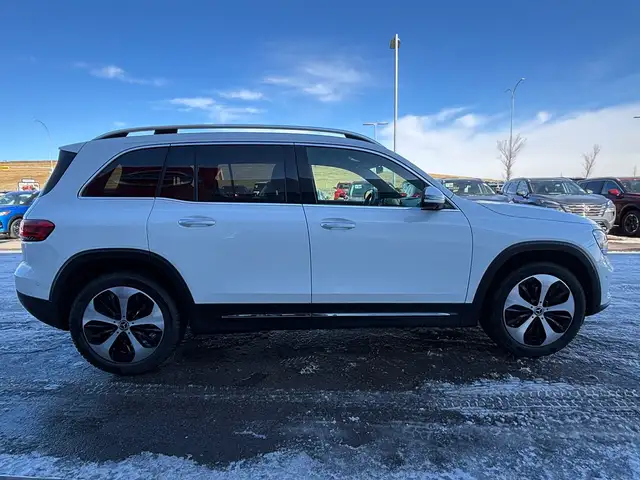 2022 Mercedes-Benz GLB GLB 250 4MATIC • Low KM • Park Assist • P - Photo 9