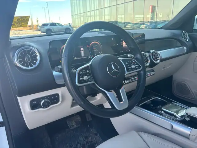 2022 Mercedes-Benz GLB GLB 250 4MATIC • Low KM • Park Assist • P - Photo 16