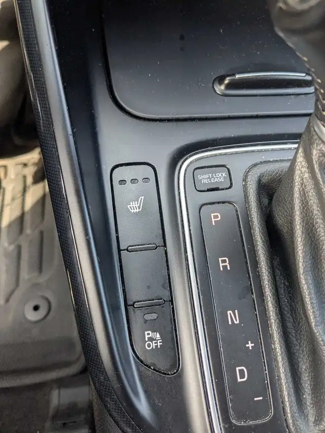 2014 Kia rondo - Photo 9