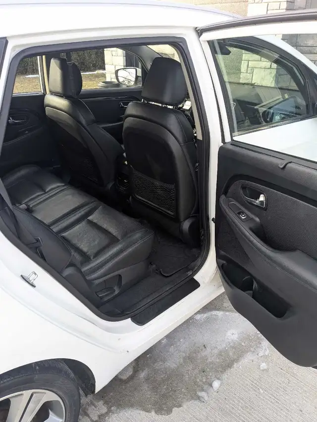 2014 Kia rondo - Photo 10