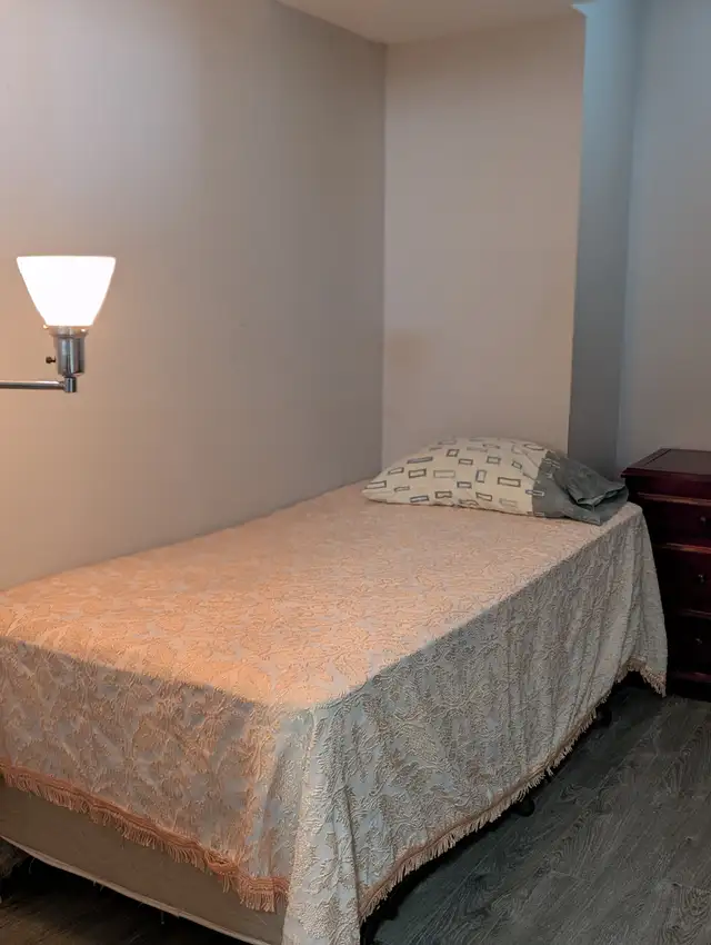 Furnished PH room in Scarborough