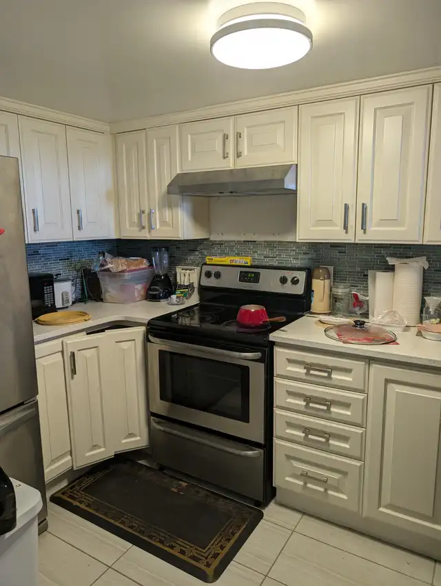 Furnished PH room in Scarborough - Photo 6