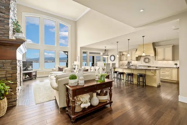 LUXURY, POOL & PANORAMIC LAKE VIEWS! 2583 Lucinde Road - Photo 5