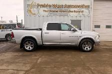 2012 Ram 1500 Laramie HEMI Crew Cab  5.7L V8 - Photo 7