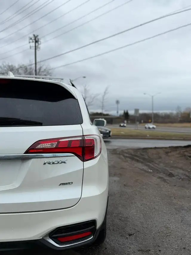 2018 Acura RDX AWD Tech Pkg | NO ACCIDENT | LEATHER | SUNROOF | - Photo 13