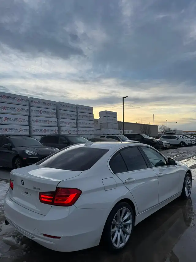 2014 BMW 3 Series XDrive AWD : Low Mileage - Photo 4